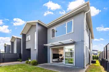 48 Karepiro Drive, Stanmore Bay