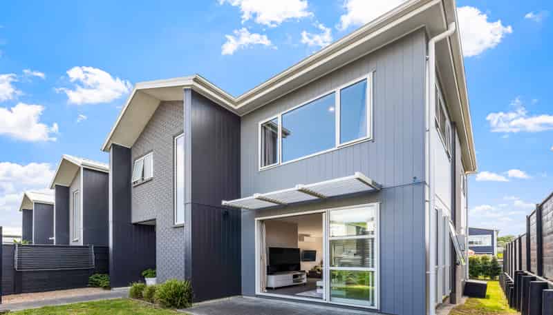 48 Karepiro Drive, Stanmore Bay