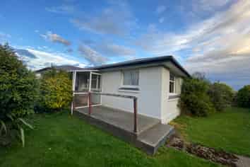 52 Saturn Street, Strathern