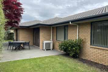 F/8 Renoir Drive, Rolleston