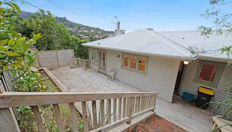 62 Chamberlain Road, Karori