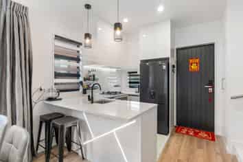 18 Treeline Lane, Flat Bush