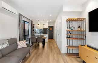 18 Treeline Lane, Flat Bush