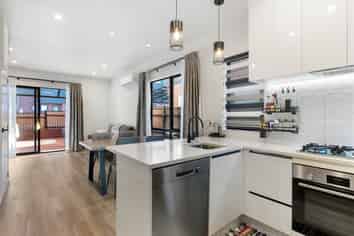 18 Treeline Lane, Flat Bush