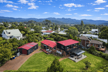 91 Victory Road, Laingholm