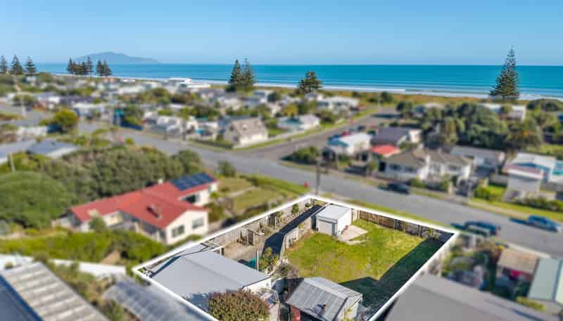 48 Moana Street, Otaki Beach