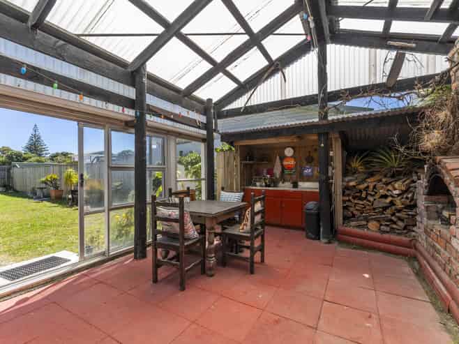 48 Moana Street, Otaki Beach