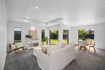 32 Santa Cruz Drive, Papamoa Beach