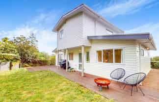 12 Tolhurst Street, Johnsonville