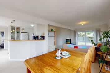 12 Tolhurst Street, Johnsonville