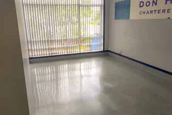 Onewa Road 270m2 Office with Street Profile