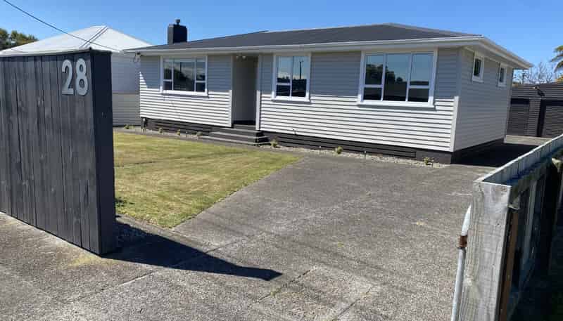 28 Hunter Street, Hawera