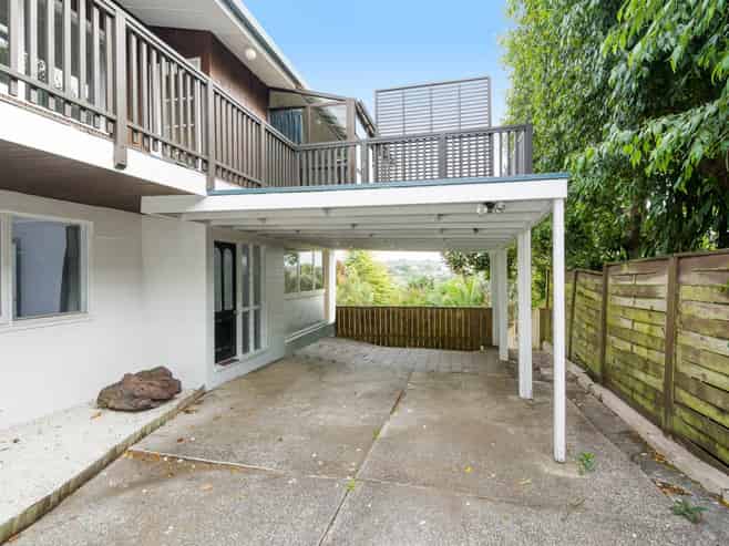 2/43 Arran Road, Browns Bay