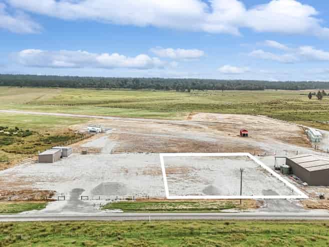 22 Airport Lane, Haast