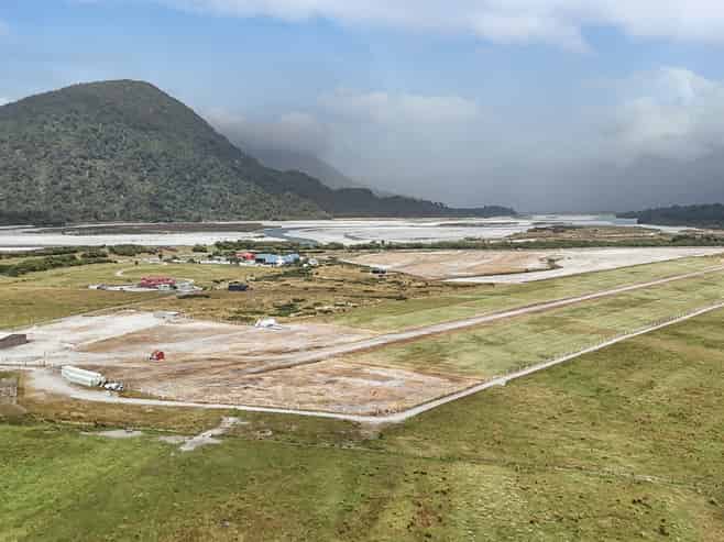 22 Airport Lane, Haast