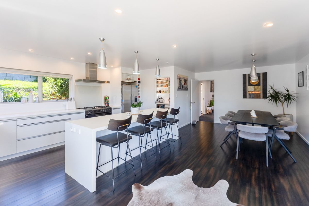Elevated Living, Quietly Revealed - Vista 2