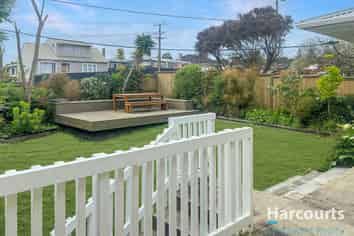 11 Kamara Road, Glen Eden