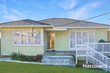 11 Kamara Road, Glen Eden