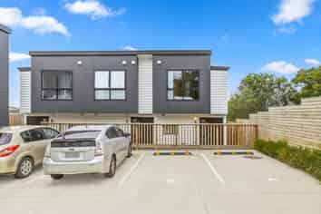 29A Holmes Drive South, Massey