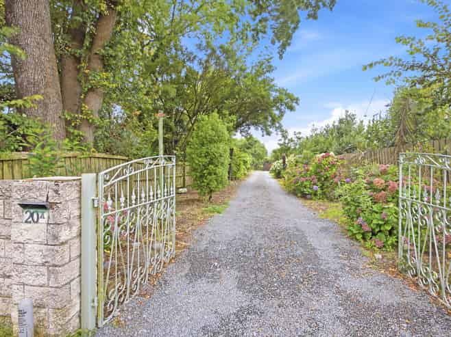 20a Bryndwr Road, Fendalton