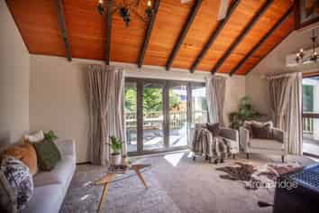 6B Chatsworth Road, Silverstream