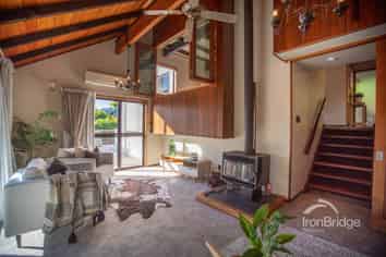 6B Chatsworth Road, Silverstream