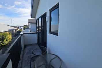 14/22 Mt Edgcumbe Street, Othello House, New Plymouth