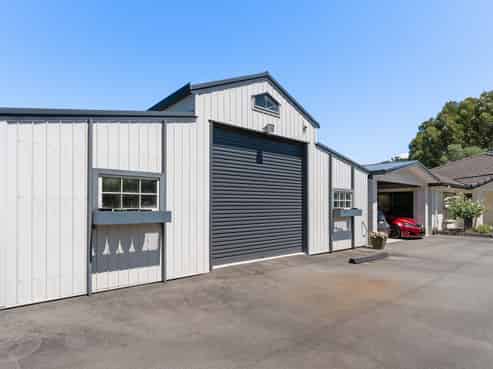7 The Glade, Carterton