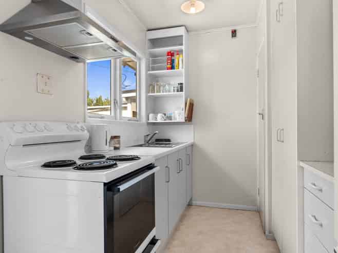 1&2/55B Mains Avenue, Kensington