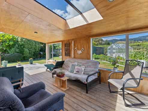 92 Settlement Road / 3 Sutton Road, Te Horo