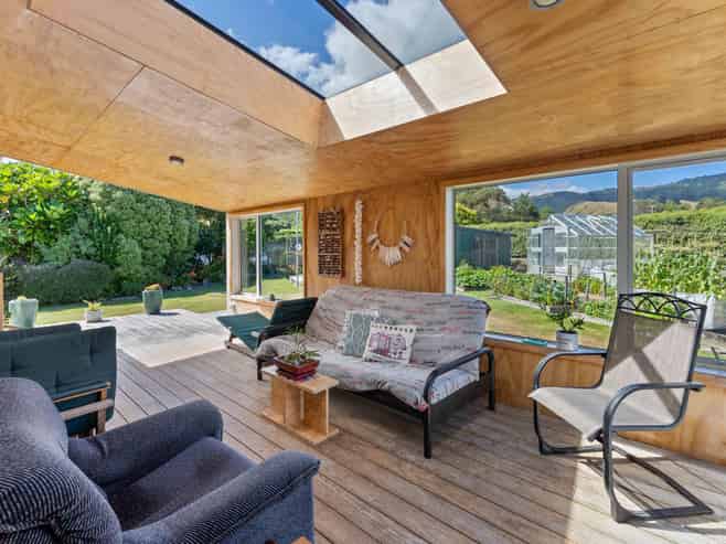 92 Settlement Road / 3 Sutton Road, Te Horo