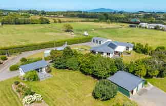 92 Settlement Road / 3 Sutton Road, Te Horo