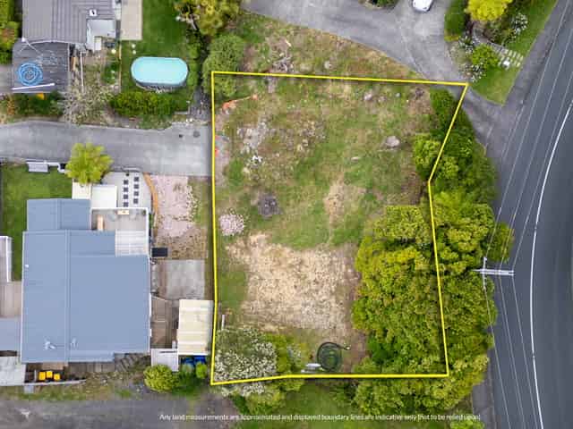 10 Atkinson Road, Titirangi