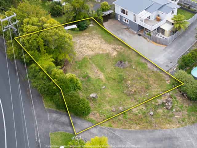 10 Atkinson Road, Titirangi