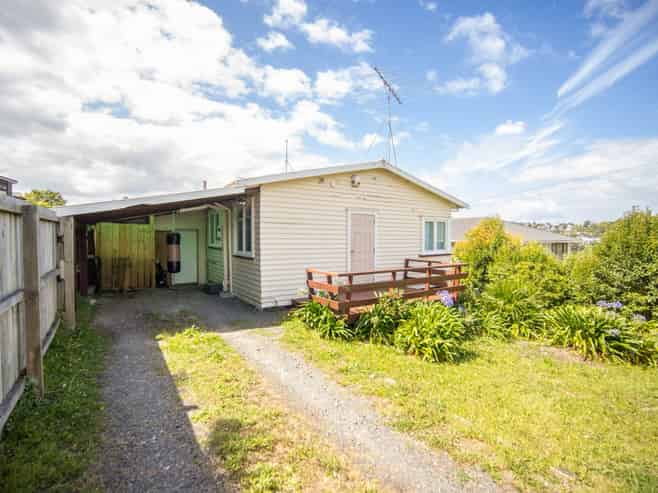 35B Glengarry Road, Glen Eden