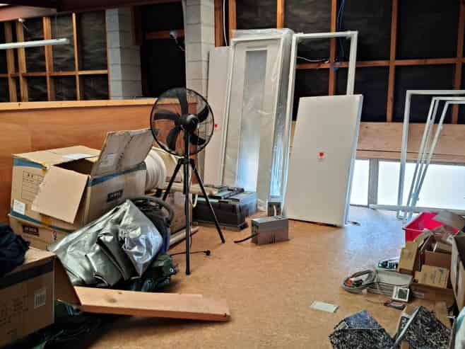 BITE-SIZED WAREHOUSE - FANTASTIC VALUE
