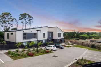 8/7 Parapara Place, Albany