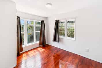 78 Kauri Point Road, Laingholm