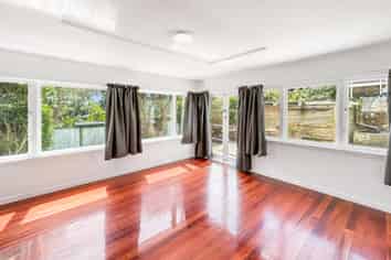 78 Kauri Point Road, Laingholm