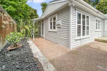 78 Kauri Point Road, Laingholm