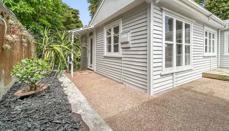 78 Kauri Point Road, Laingholm