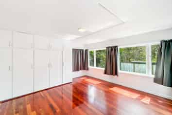 78 Kauri Point Road, Laingholm