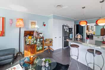 72 Whitford Road, Botany Downs