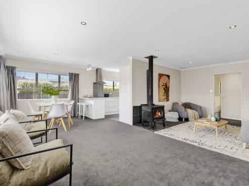 12 Harcourt Place, Wakefield