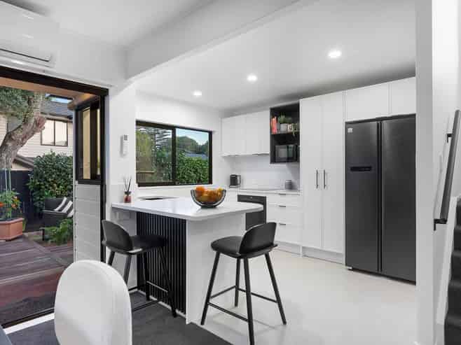 2/68 Buckley Road, Epsom