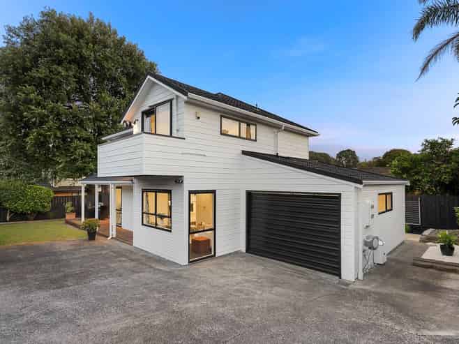 2/68 Buckley Road, Epsom