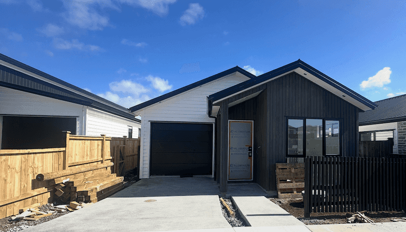 390 Te Taruna Drive, Milldale