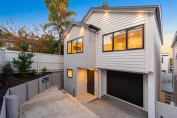 10D Cranston Street, Torbay