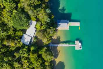  Fence Bay, Onahau Bay