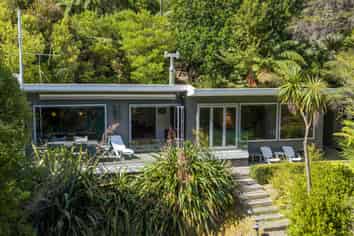  Fence Bay, Onahau Bay